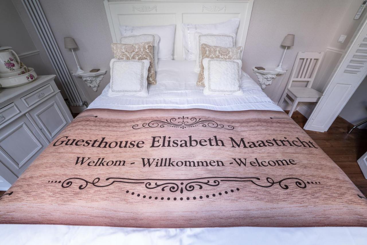 Elisabeth *